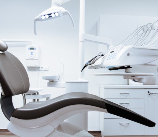 Care este diferenta dintre un abces dentar si un abces parodontal abces dentar