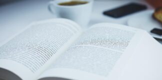 5 titluri de cărți pe care le poți cumpăra de la un anticariat din București Anticariat Printre Carti