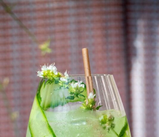 Cocktail Cucumber Cooler: băutură fresh și perfectă pentru zilele călduroase Cocktailul Cucumber Cooler
