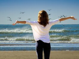 Cum să călătorești singur fără să transformi vacanța într-un stress vacanță singur
